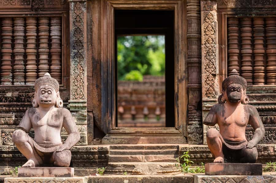 From Siem Reap: Banteay Srei Temple & Grand 5 Temple Tour - Pre Rup: a strong first look at Khmer temple design