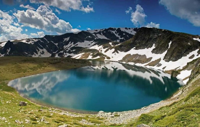 From Sofia: 7 Rila Lakes and Rila Monastery Extended Trip - Six hours among the Seven Rila Lakes