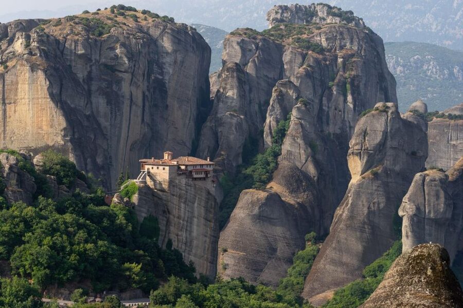 From Thessaloniki: Train Trip to Meteora & Monastery Tour - Why this Thessaloniki to Meteora trip works