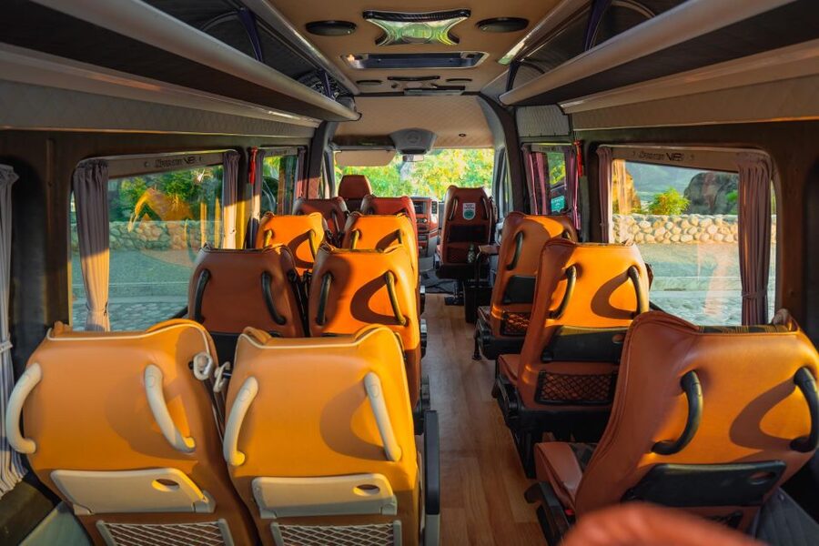 From Thessaloniki: Train Trip to Meteora & Monastery Tour - Meeting your group in Kalambaka