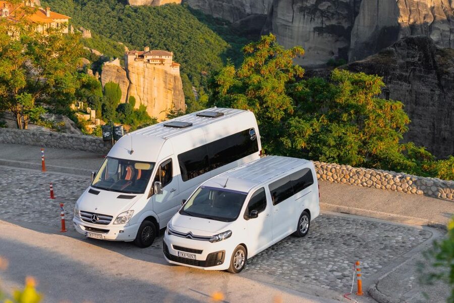 From Thessaloniki: Train Trip to Meteora & Monastery Tour - Your free hour in Kalambaka