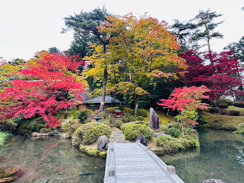 From Tokyo: Nikko Customize private Tour With English Driver - Lake Chuzenji brings the mountain scenery first