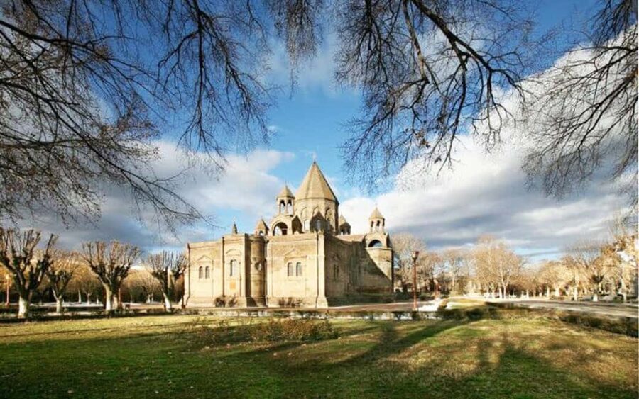 From Yerevan: Echmiadzin cathedral and Zvartnots temple - Why this half-day trip matters