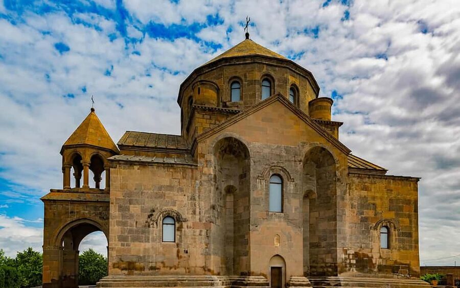 From Yerevan: Echmiadzin cathedral and Zvartnots temple - Saint Hripsime and a church built over a tomb