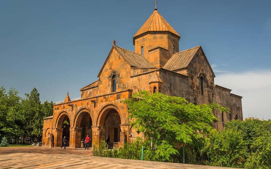 From Yerevan: Echmiadzin cathedral and Zvartnots temple - Starting from Yerevan with a private driver