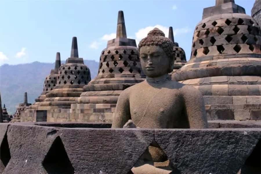 From Yogyakarta: Borobudur Half-Day Tour with Stupa Access - What the $27 price really buys you