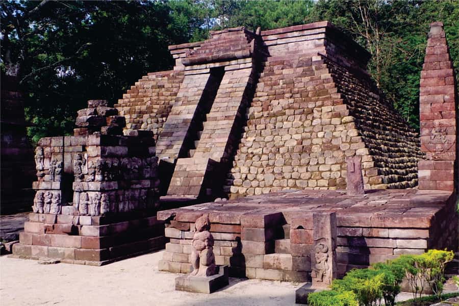 From Yogyakarta: Cetho, Sukuh Erotic Temple and Solo City - Why this route is worth the long drive
