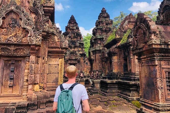 Full-Day Banteay Srei & 4 Temples - Grand Tours Join-in Tour - Neak Pean closes the day with a different setting