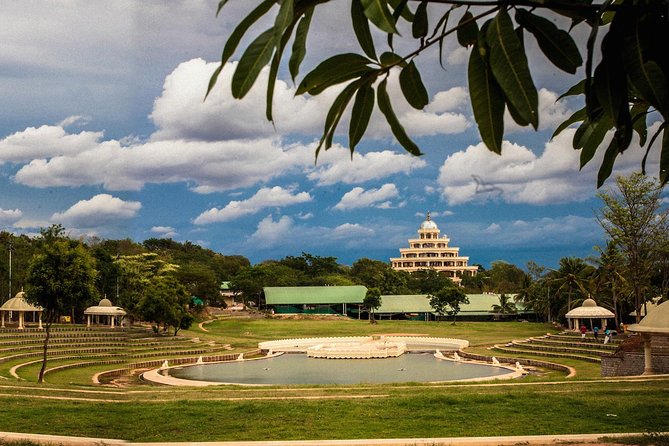 Full Day Private Tour of Temples of Bengaluru - Basavanagudi and the giant Nandi