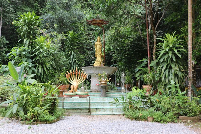 Full-Day Temple Tour Including Dragon Cave from Khao Lak - Dragon Cave Temple: a quiet start underground