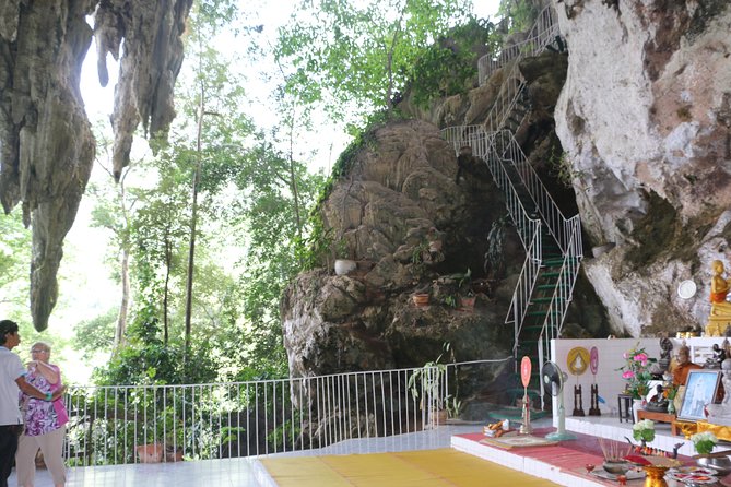 Full-Day Temple Tour Including Dragon Cave from Khao Lak - Bang Rieng Temple and its mountain views