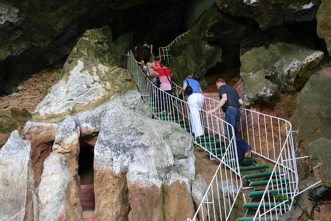 Full-Day Temple Tour Including Dragon Cave from Khao Lak - A generous Thai lunch at a local restaurant