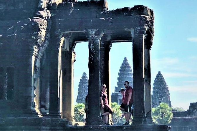 Full-Day Temples of Angkor Small Group Tour - Angkor Thom South Gate and Bayon’s stone faces