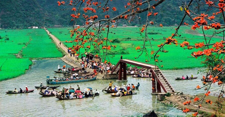 Full Day to Perfume Pagoda - Why Perfume Pagoda makes a good break from Hanoi
