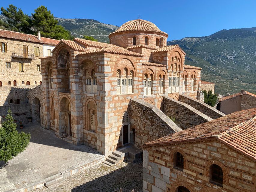 ''Full-Day Tour of Delphi-Monastery Hosios Loukas- Livadia'' - Why this Athens day trip works