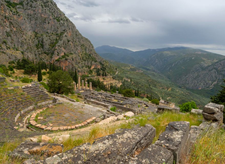 ''Full-Day Tour of Delphi-Monastery Hosios Loukas- Livadia'' - Delphi explains the center of the world