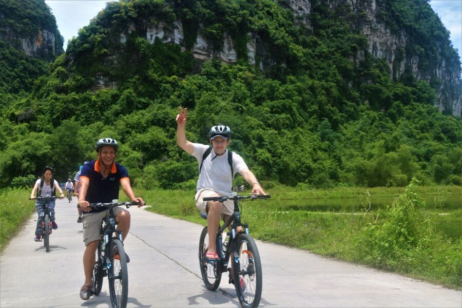Full Day Trang An, Bich Dong Pagoda, Biking & Family Visit - Lunch and the Yin-Yang Balance