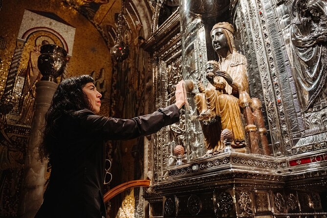 Full-Day Trip Barcelona to Montserrat Monastery & Cava Winery - From sacred mountain to private minibus