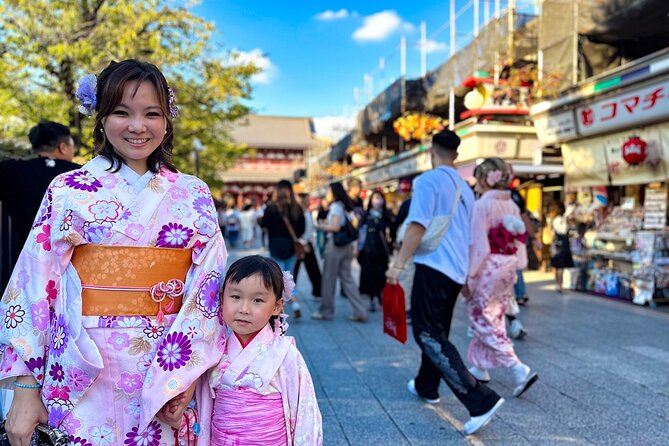 Full Tokyo: Meiji Shrine, Imperial Palace, Asakusa & Skytree - The Imperial Palace and the limits of a photo stop