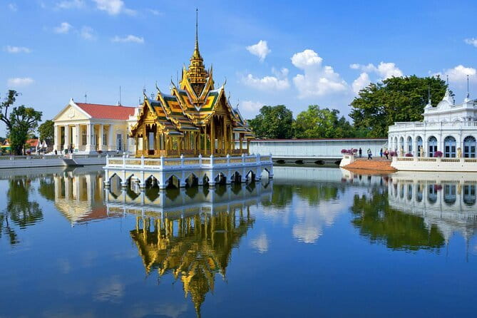 Grand Palace & Emerald Buddha Private Tour [Optional Luxury] - Wat Phra Kaew and the Emerald Buddha