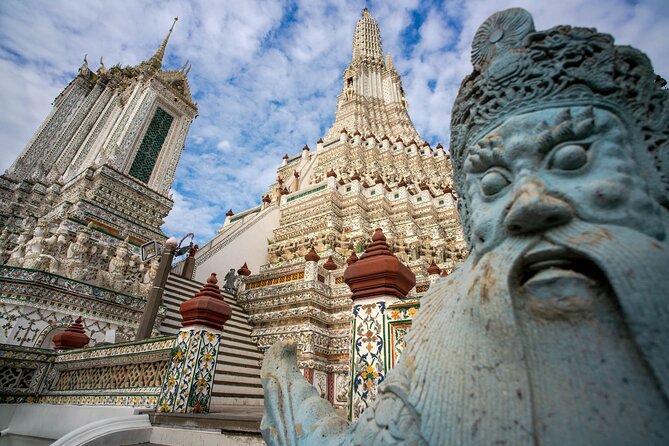 Grand Palace & Wat Arun Immersive Guided Walking Tour 3-Hour - What the guide adds to the experience