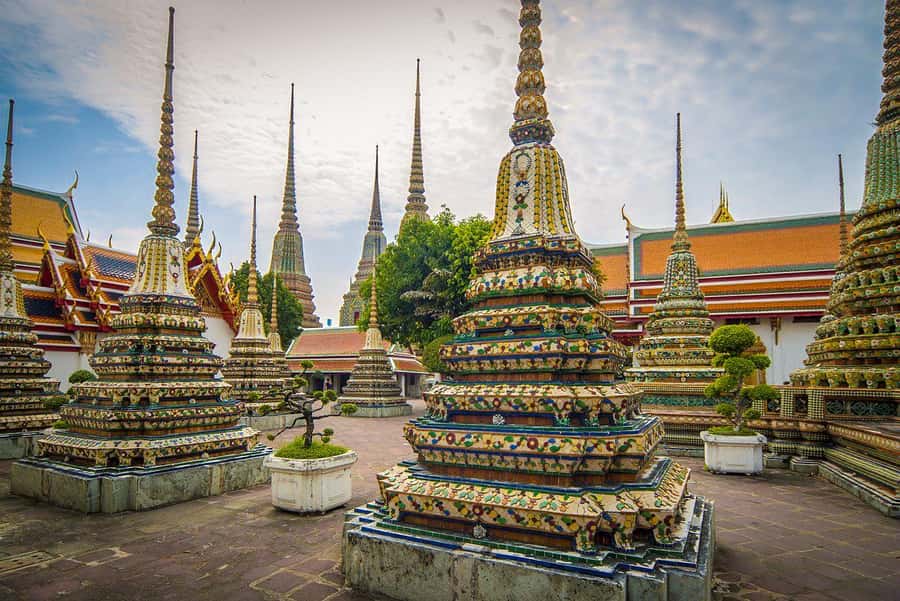 Grand Palace, Wat Pho, and Wat Arun: Guided Tour in Spanish - Why a Spanish-speaking guide changes the experience