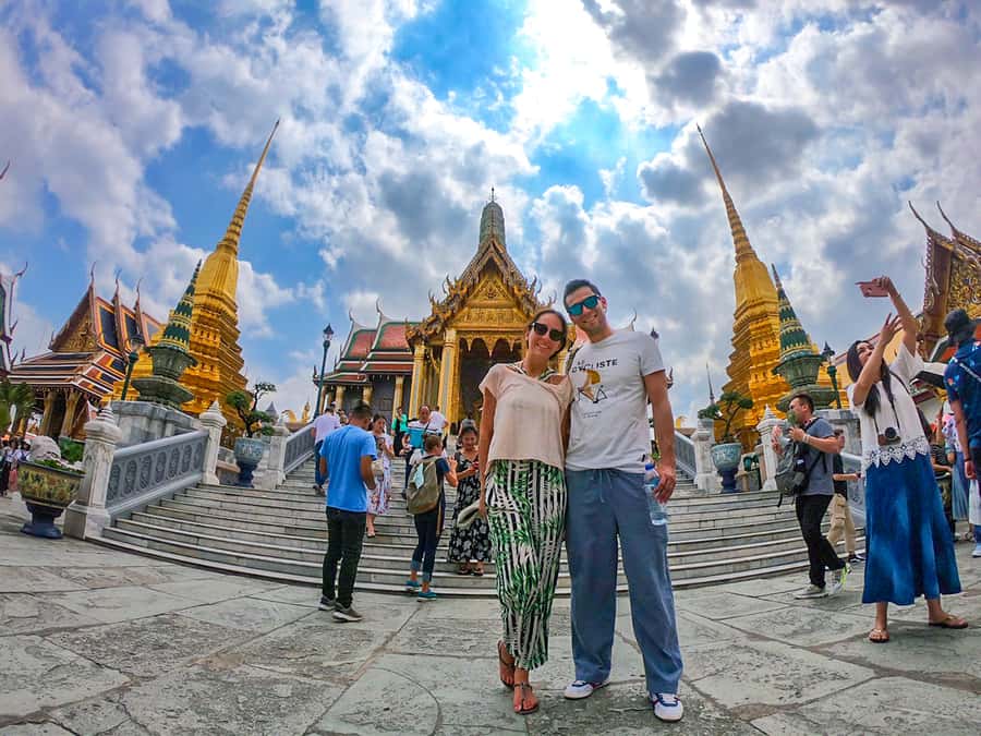 Grand Palace, Wat Pho, and Wat Arun: Guided Tour in Spanish - Who should book this Bangkok temple tour?