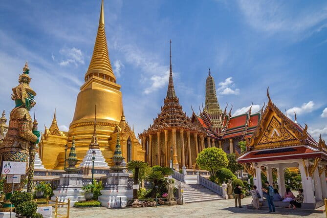 Grand Palace & Wat Phra Kaew Walking Tour with Professional Guide - Starting at Tha Chang Pier near the Grand Palace
