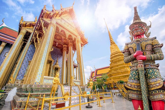 Grand Palace, Wat Phra Kaew, Wat Pho and Wat Arun Walking Tour From Bangkok - The Grand Palace: Bangkok’s royal showpiece