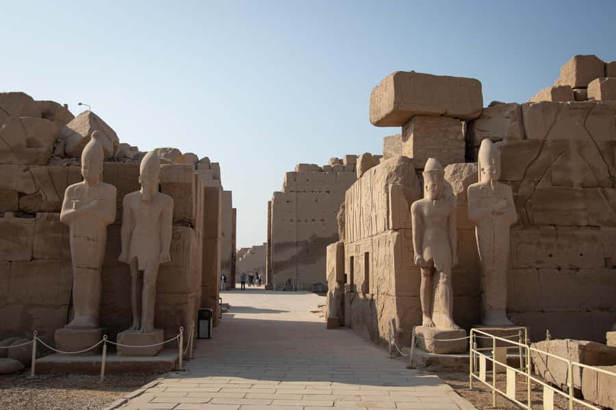 Half day tour to east bank visit Luxor and Karnak Temples - What the private guide adds