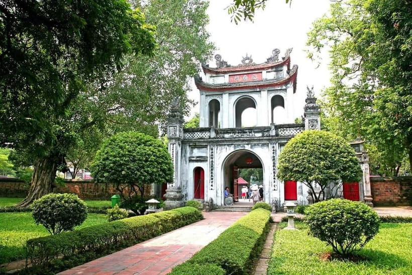 Hanoi: Full-Day Tour with Hoa Lo, Literature Temple & Guide - The Temple of Literature and Vietnam’s first university