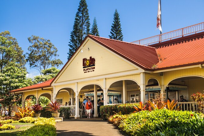 Hidden Gems of Oahu Circle Island Tour with Byodo In Temple - Coffee, macadamia nuts, and Chinaman’s Hat