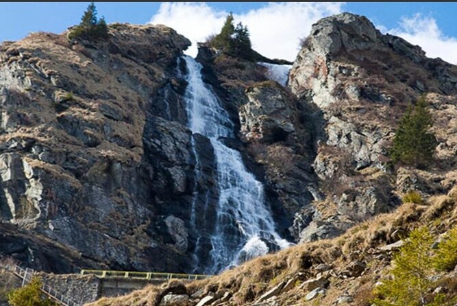 Hike to Poenari Fortress, Vidraru Dam, Argeș Monastery - Private - Vidraru Dam and the high mountain road