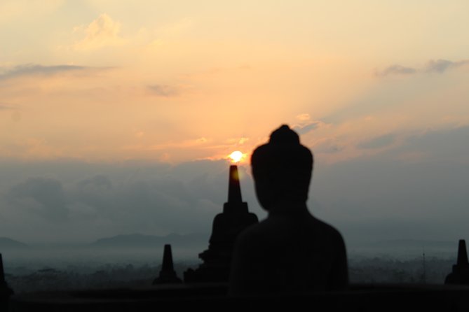 Hill's Sunrise and Temples Tour from Yogyakarta - Why the private format matters