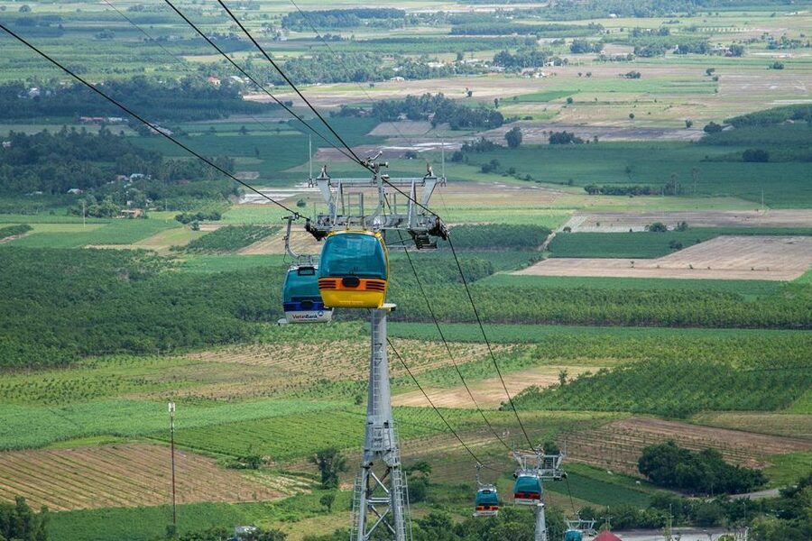 Ho Chi Minh City: Cao Dai Temple & Black Lady Mountain Tour - Five details that make this day trip different