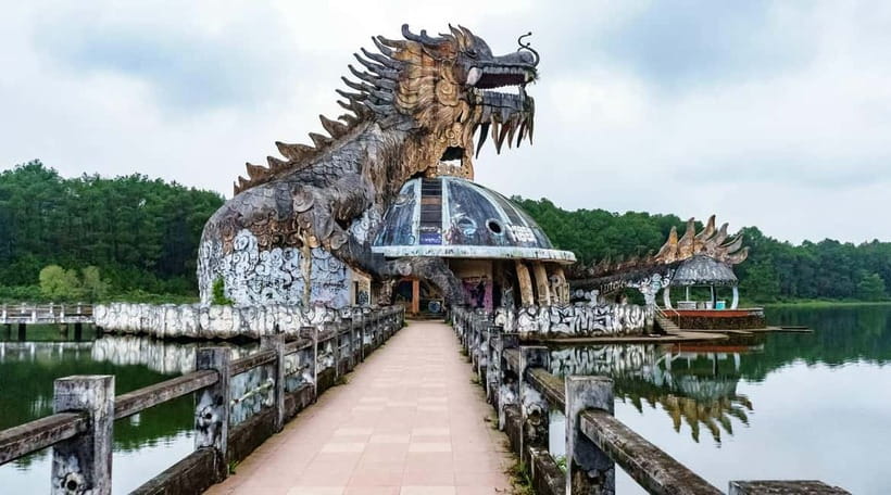 Hue City Motorbike Tour to Countryside, Pagoda & Royal Tombs - Thuy Tien Lake and the view from Vong Canh Hill