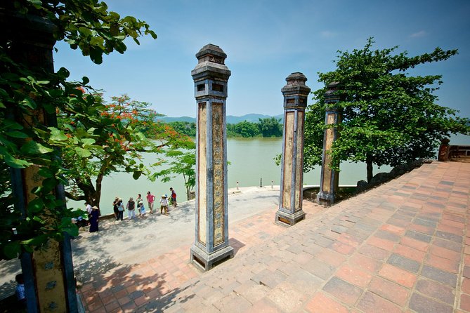 Hue: Dragon Boat, Perfume River, Pagoda & Royal Tomb Tour - Why the private car matters in Hue