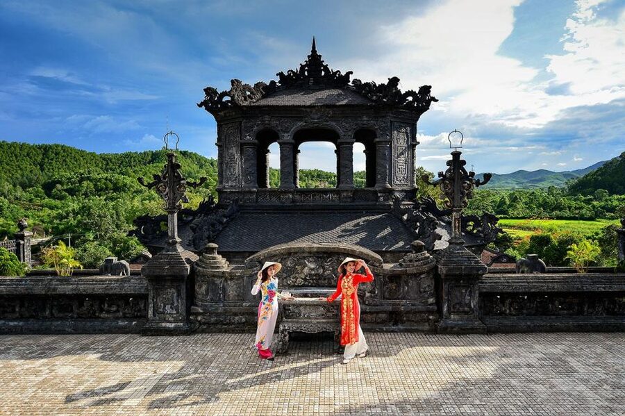 Hue: Hue Royal Tombs Tour Visit 3 Best Tombs & Pagoda - Thien Mu Pagoda: a fitting final view of Hue