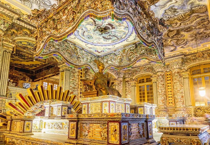 Hue: Hue Royal Tombs Tour Visit 3 Best Tombs & Pagoda - Minh Mang Tomb: formal design on Cam Khe Mountain