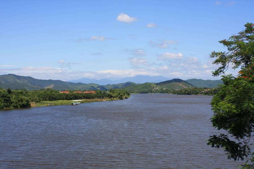 Hue: Perfume River Cruise with Thien Mu Pagoda & Tombs - Who should book this Hue experience?