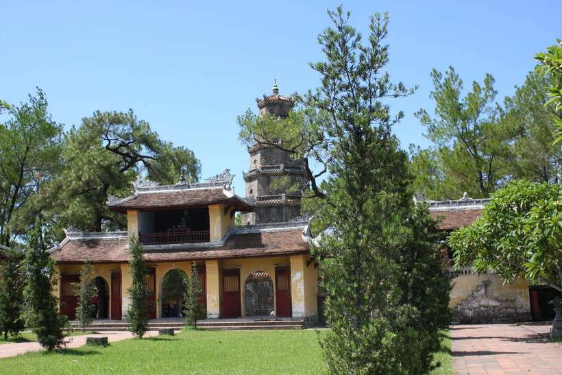 Hue: Perfume River Cruise with Thien Mu Pagoda & Tombs - Khai Dinh Tomb and a more ornate imperial style