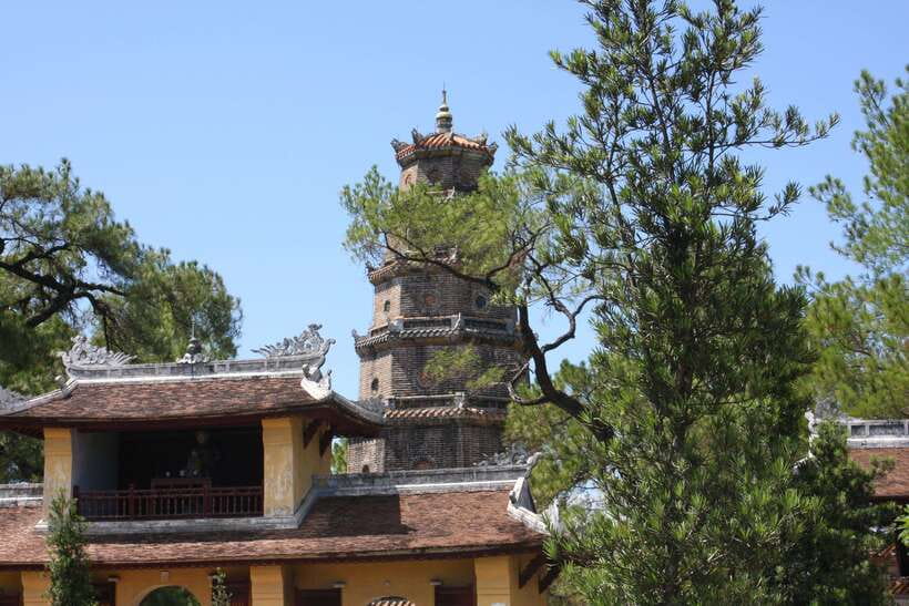 Hue: Perfume River Cruise with Thien Mu Pagoda & Tombs - Practical clothing, weather, and mobility advice