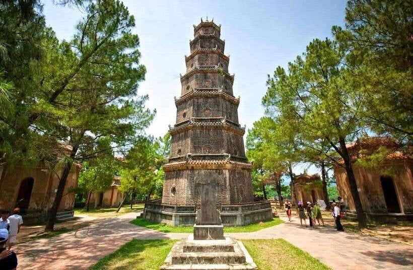 Hue: Private Dragon Boat, Pagoda, and Royal Tomb Tour - Why This Tour Works Well in Hue