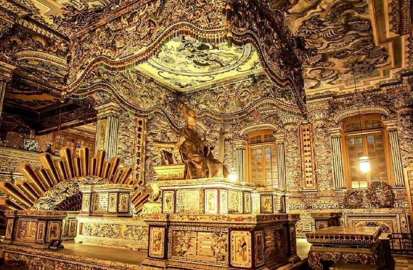 Hue: Private Dragon Boat, Pagoda, and Royal Tomb Tour - Tu Duc Tomb: An Emperor’s Retreat
