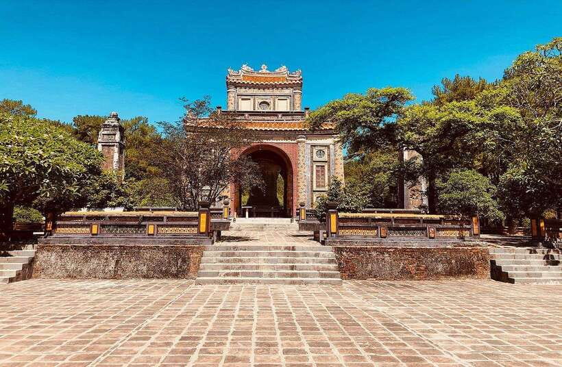 Hue Royal Tombs Tour: Visit Best Pagodas & Mausoleums - Tu Hieu Pagoda: a quieter cultural contrast