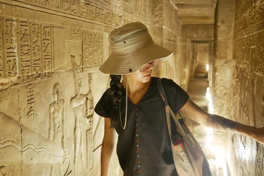 Hurghada: Luxor, Karnak Temple & Valley of the Kings - Lunch beside the Nile