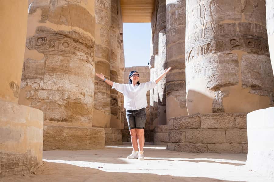 Hurghada: Luxor Valley of The Kings, Karnak Temple & Lunch - The five-hour road to Luxor