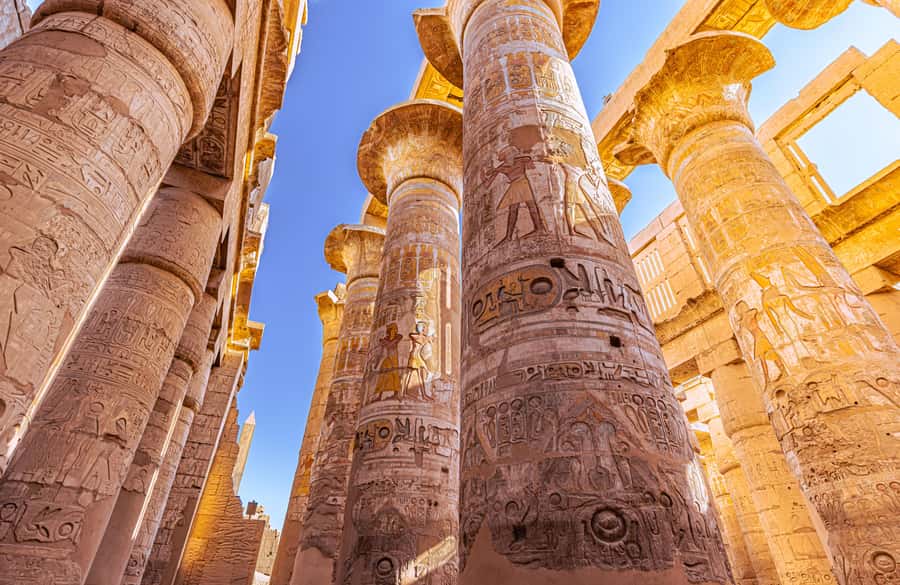 Hurghada: Luxor Valley of The Kings, Karnak Temple & Lunch - How the small group changes the day