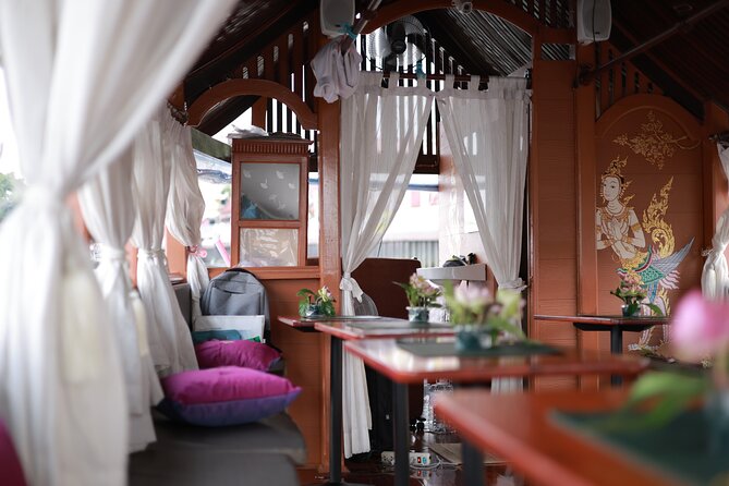 Instagram Photo Tour with Wat Arun and River Cruise - Meeting at Saphan Taksin and boarding the boat
