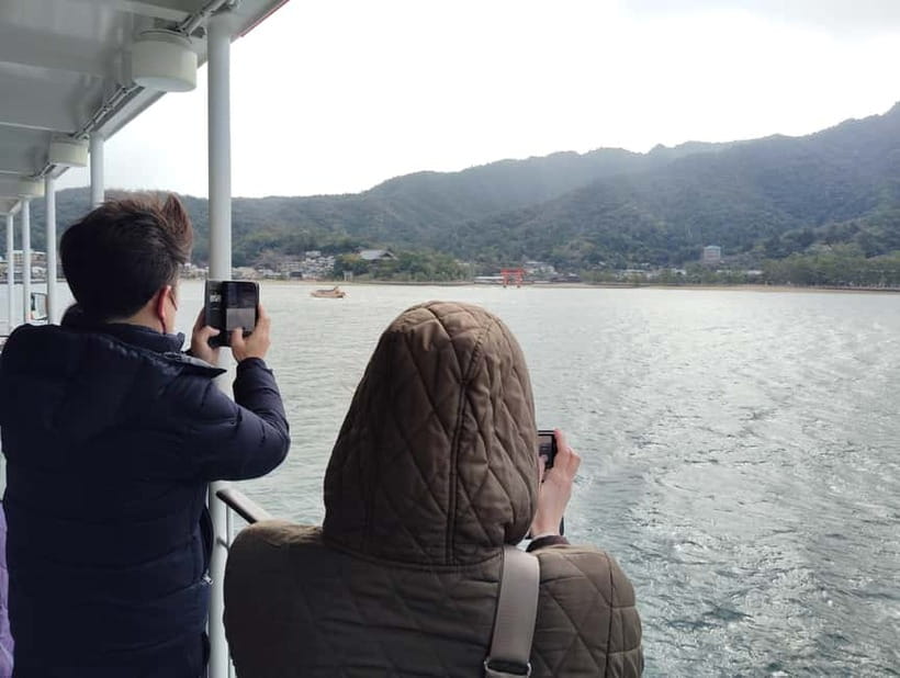 Itsukushima Shrine: Guided Tour with a Local - What the Guides Add